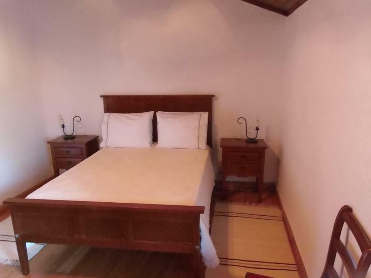Pensjonat Casa Dona Urraca Vilarinho da Castanheira